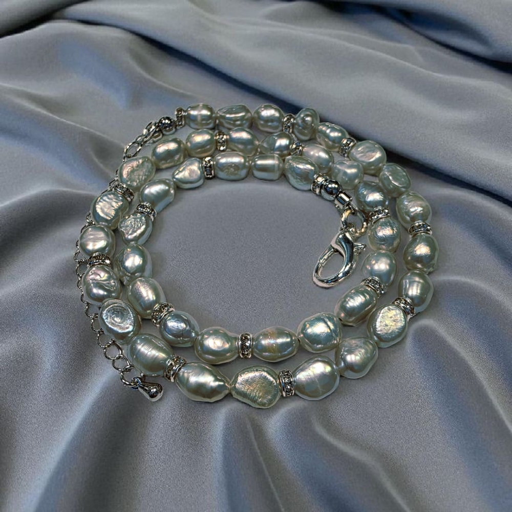 Lustrous Silver and Freshwater Pearl Necklace - Picture 2 of 6